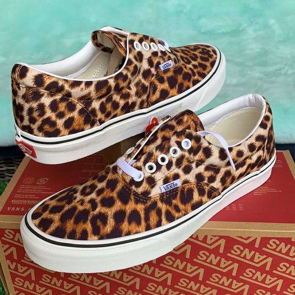 VANS ERA LEOPARD BLACK/TRUE WHITE WMNS - Picture 5 of 13